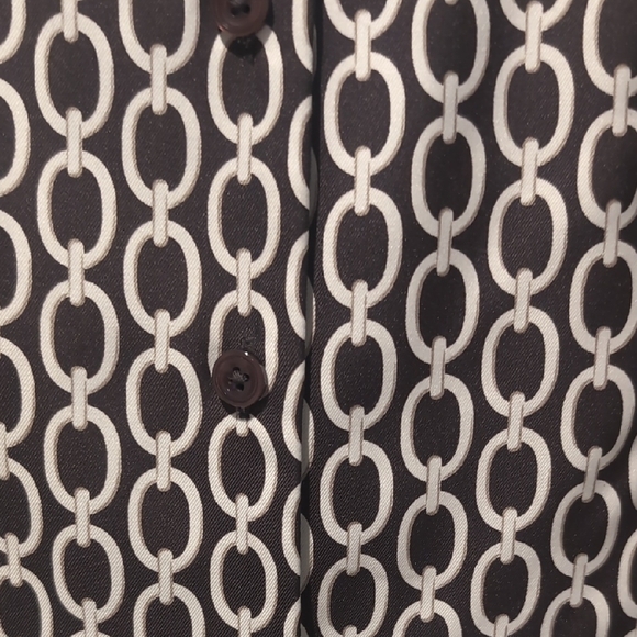 Ann Taylor Black and White Fitted Blouse with Notched Collar - Picture 2 of 6